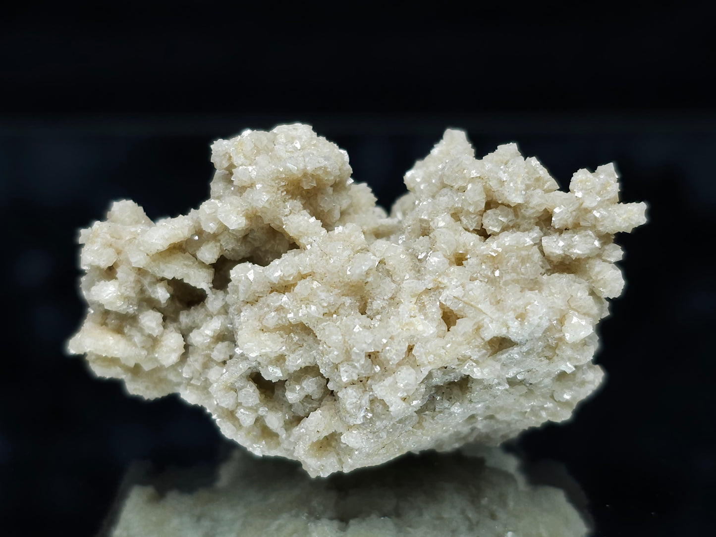 #88000 Cream-white Calcite pseudomorph after needle Calcite