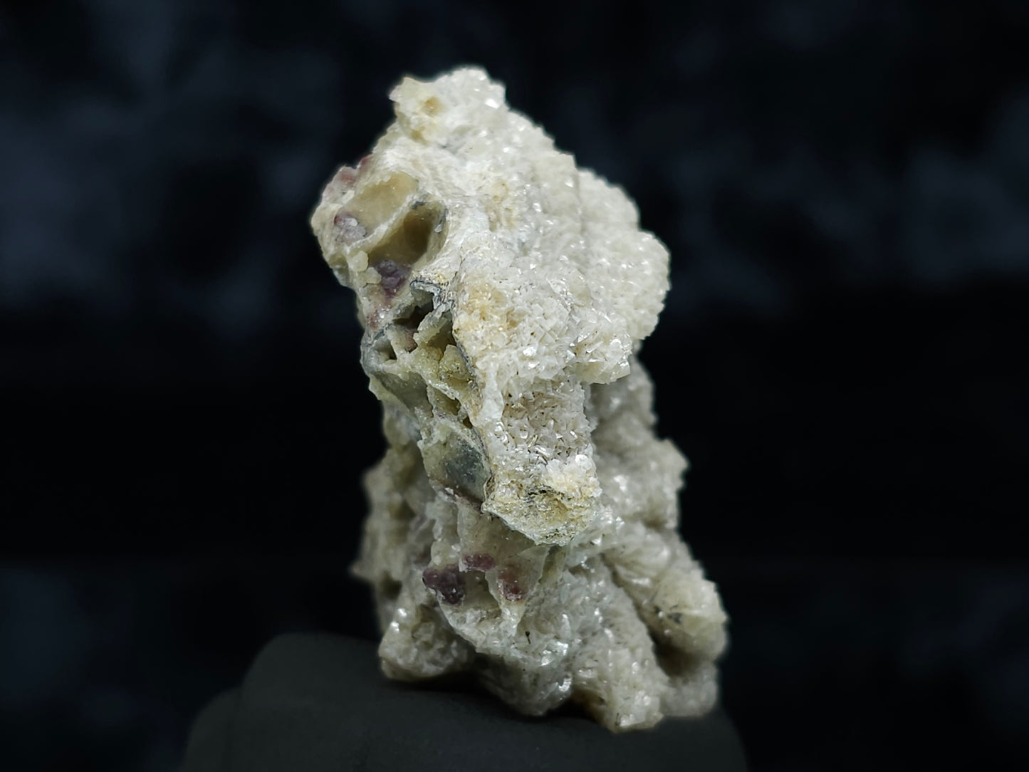 #88018 Cream-white Calcite pseudomorph after needle Calcite formation on matrix