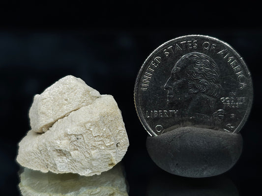 #88034 Cream-white Calcite pseudomorph after twin Combined from Calcite