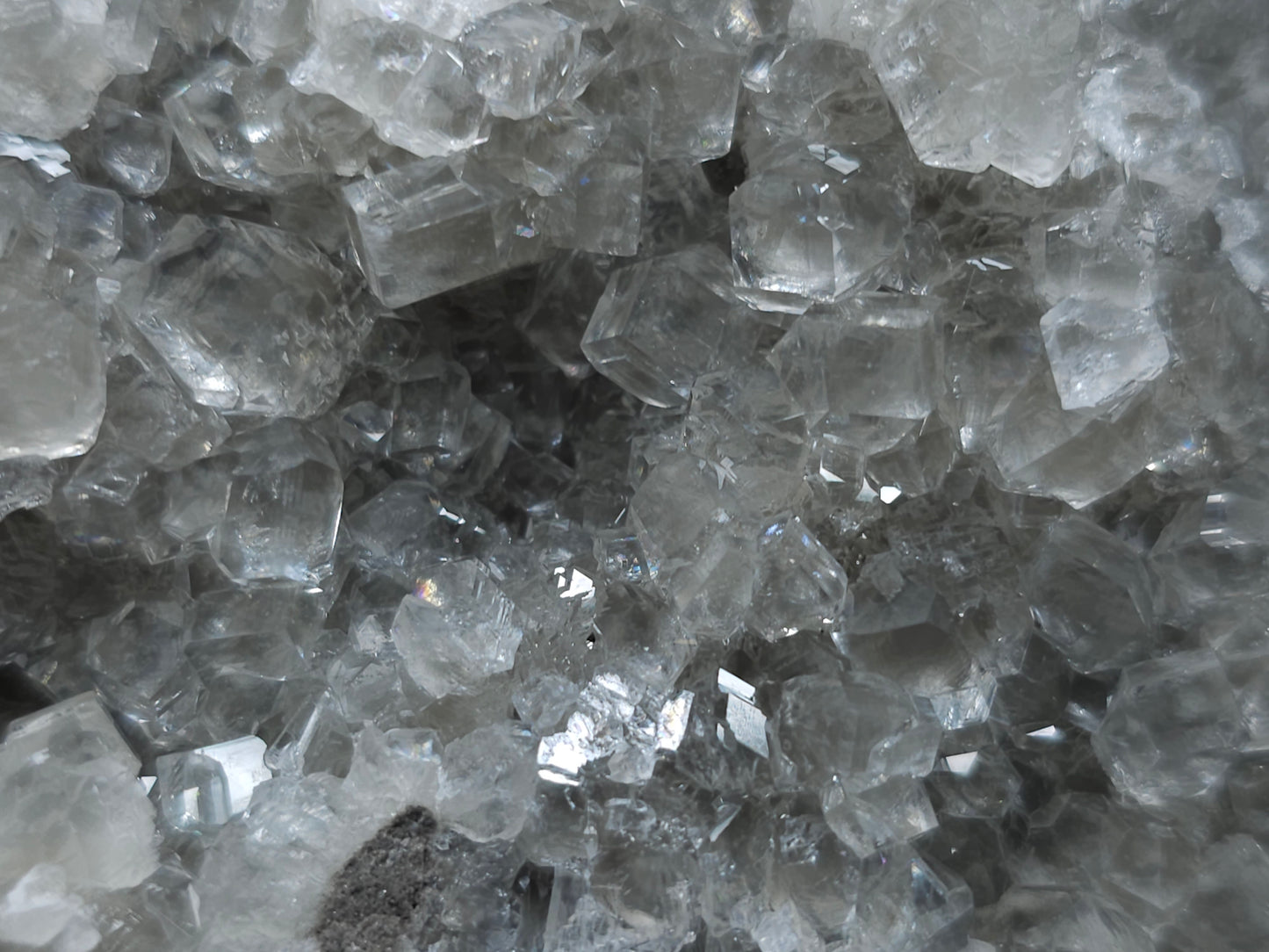 #33121 Super clear Nailhead Spar Calcite cluster with Chalcopyrite ore and multiple small fossils in the matrix