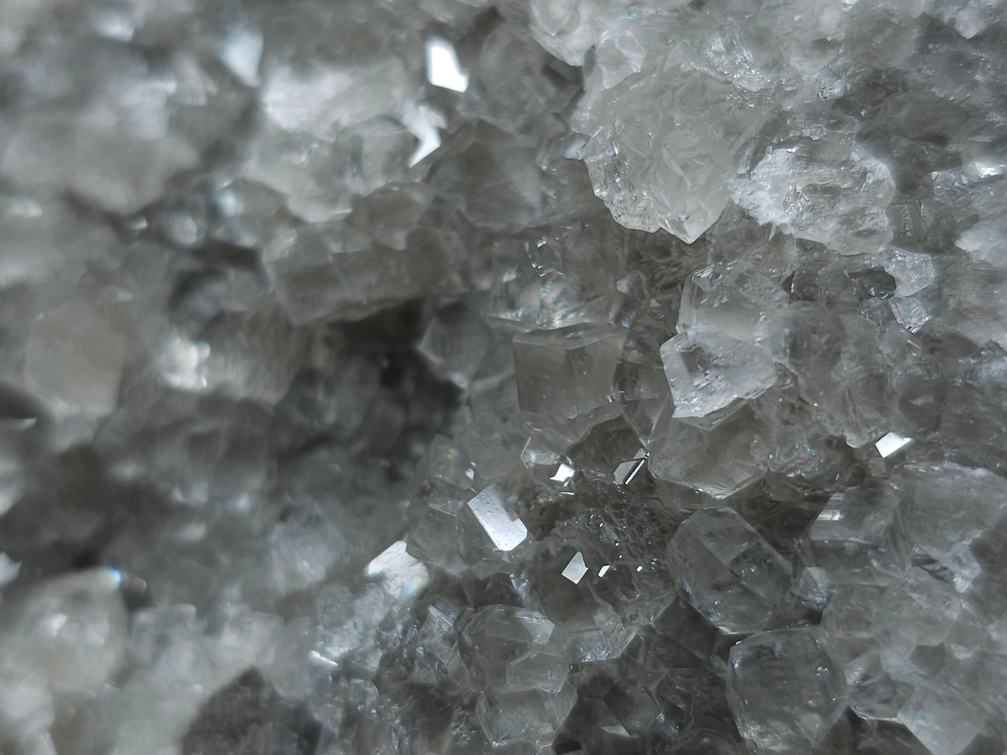 #33121 Super clear Nailhead Spar Calcite cluster with Chalcopyrite ore and multiple small fossils in the matrix