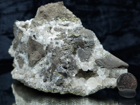 #33122 Super clear Nailhead Spar Calcite geode with Chalcopyrite ore and multiple small fossils in the matrix