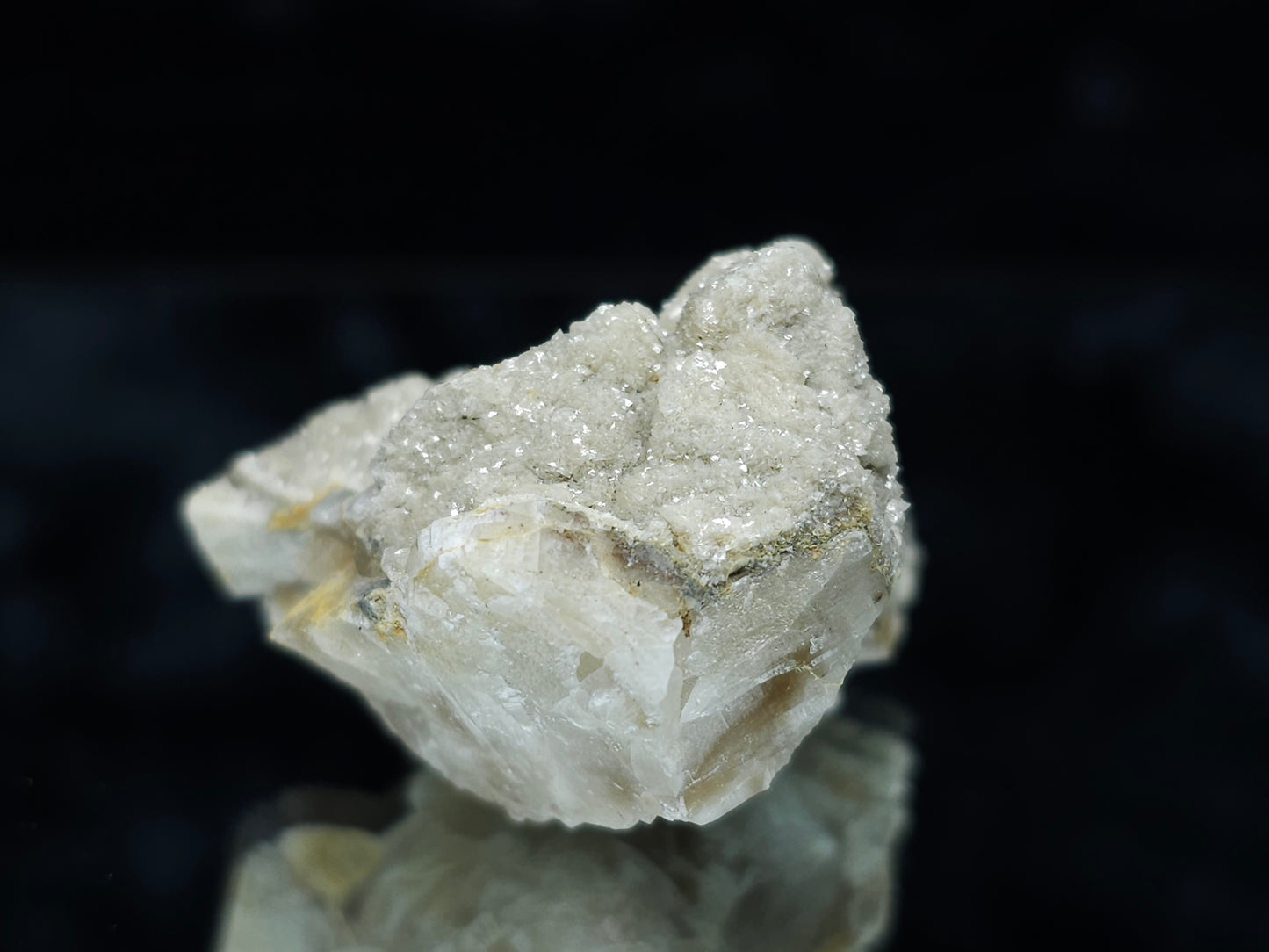 #88049 Cream-white Calcite pseudomorph after Combined form Calcite