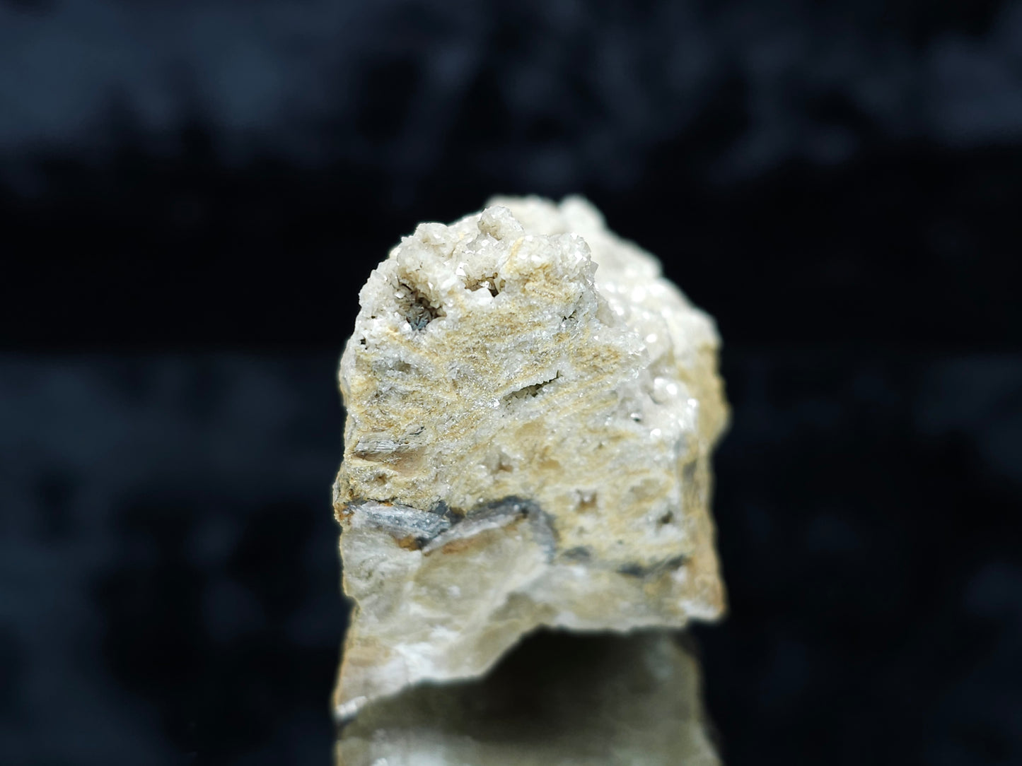 #88059 Brigth cream-white Calcite pseudomorph after needle Calcite formation