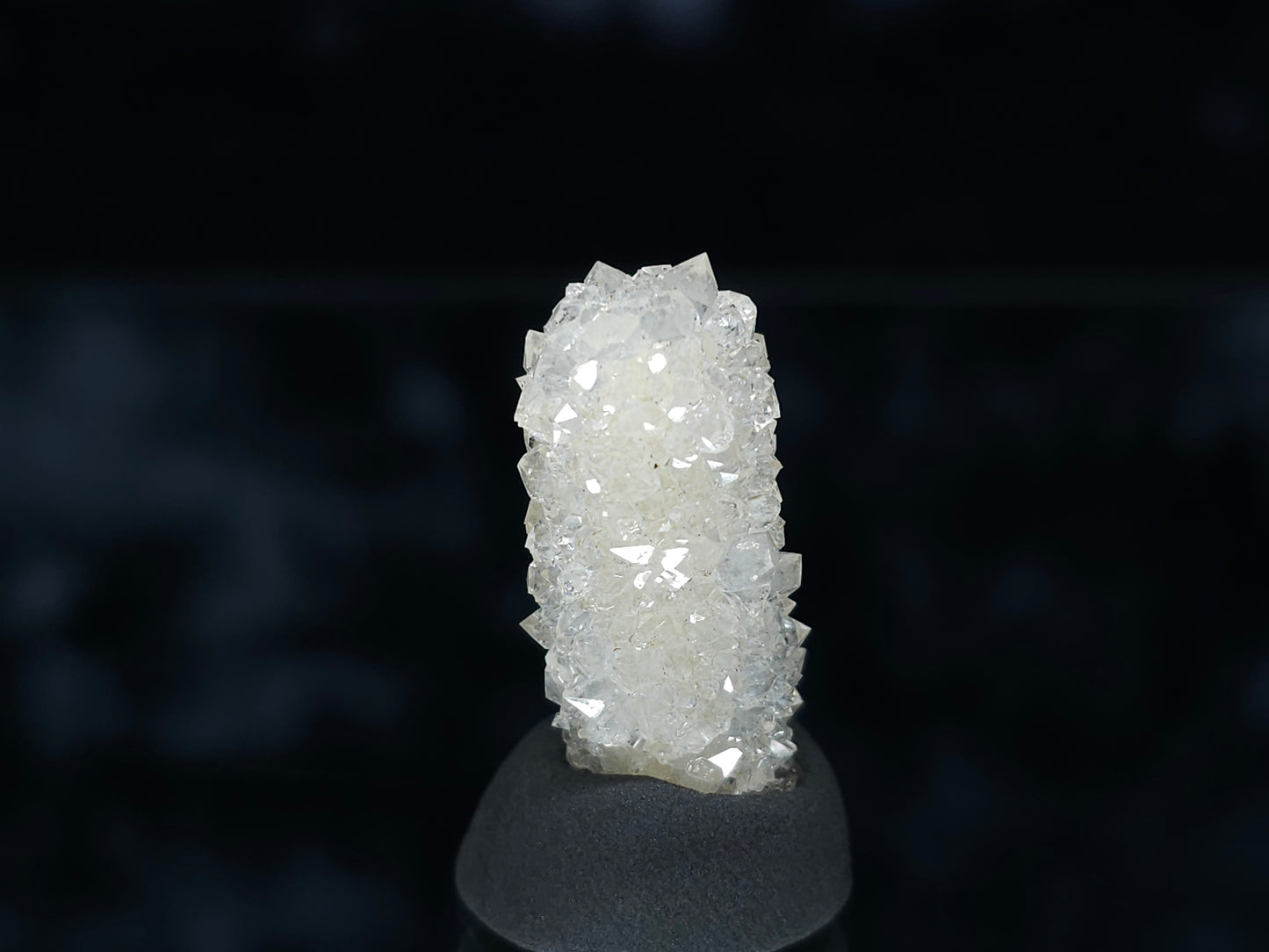 #88063 Spirit Quartz tower pseudomorph after Calcite