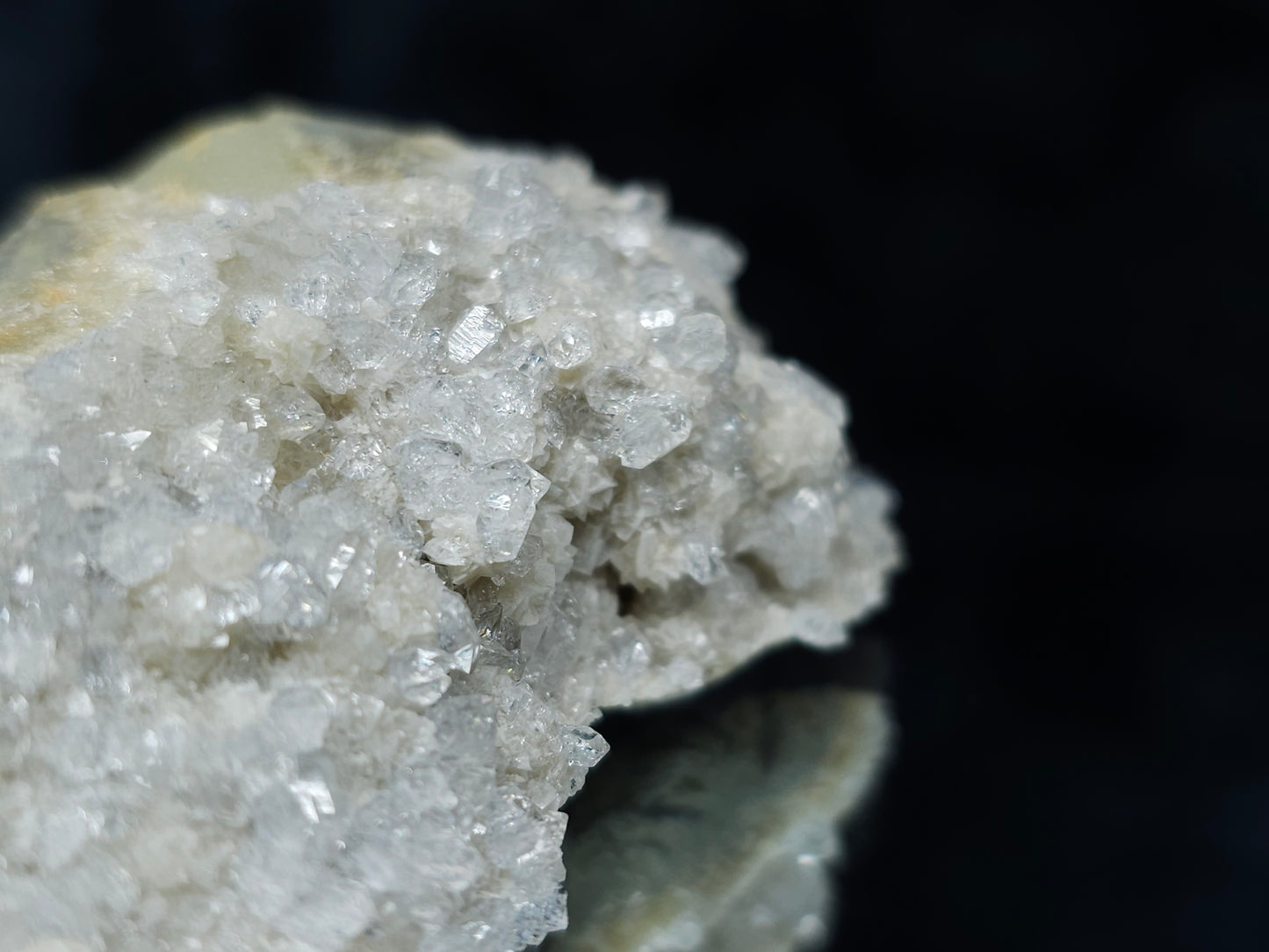 #88077 Spirit Gwindel Quartz on Calcite pseudomorph after Calcite on Calcite matrix