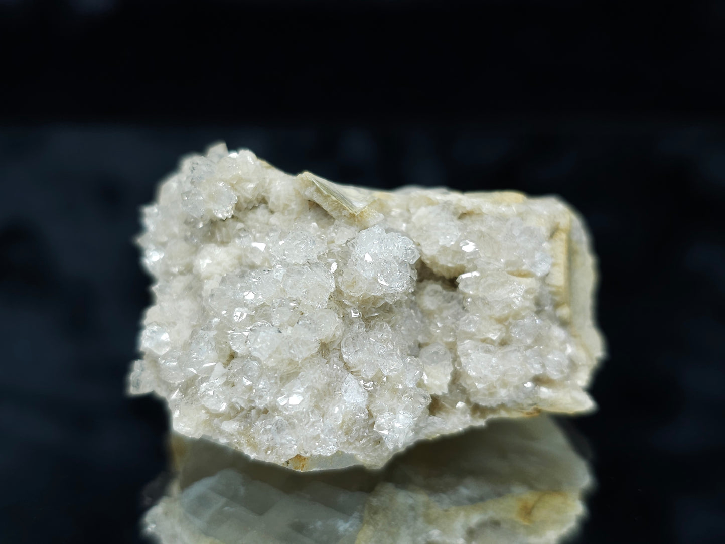 #88102 Spirit Gwindel Quartz on Calcite pseudomorph after Calcite matrix