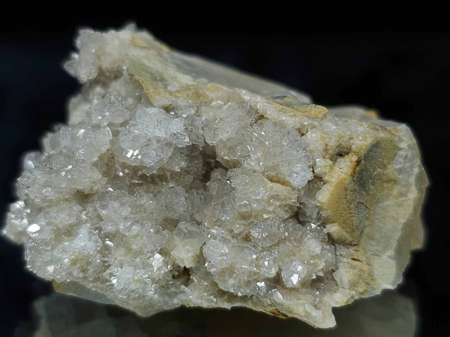 #88102 Spirit Gwindel Quartz on Calcite pseudomorph after Calcite matrix