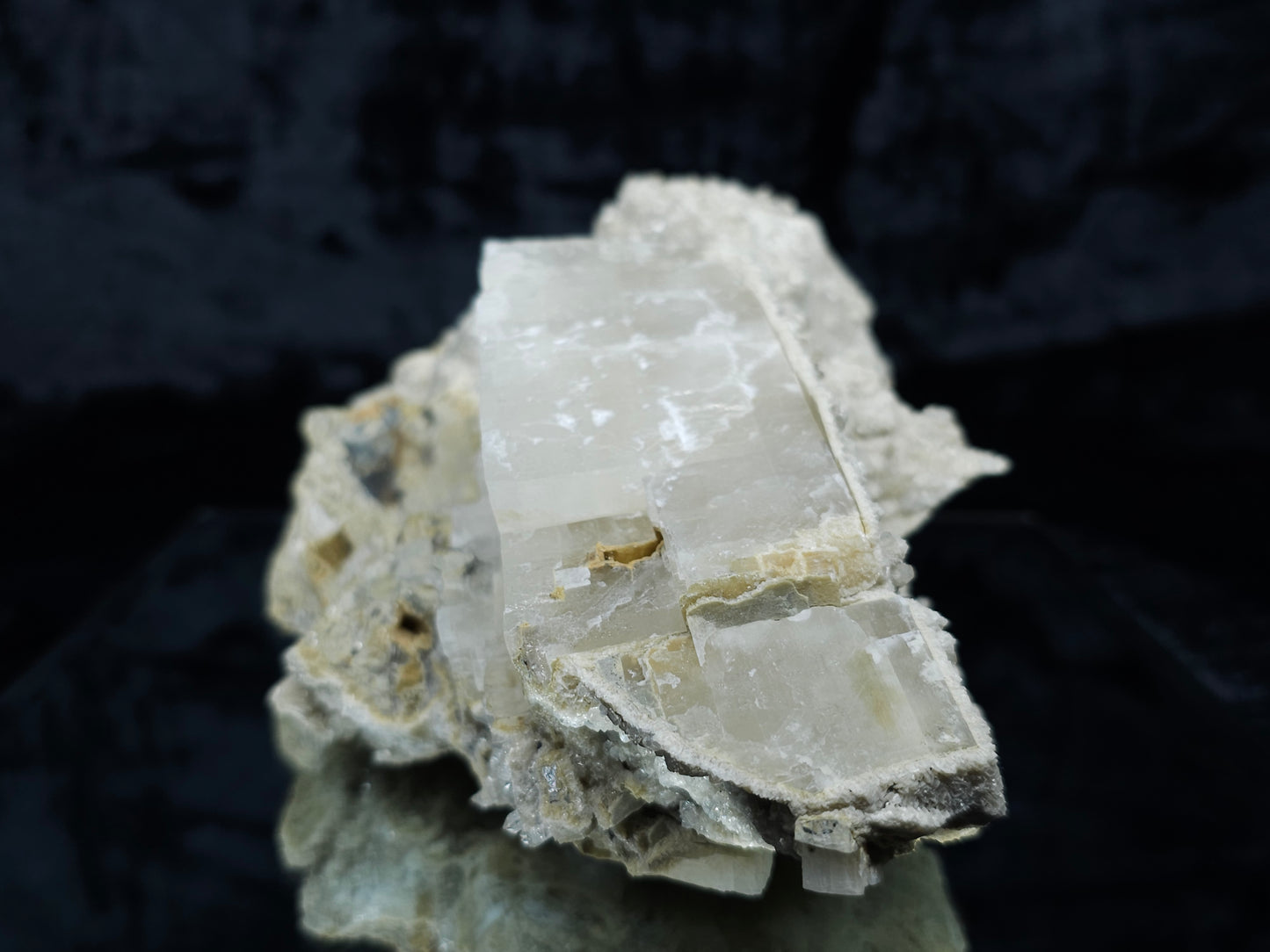 #88110 Spirit Gwindel Quartz on scream-white Calcite pseudomorph after Combined form Calcite, also on uncommon Calcite formation on Calcite matrix