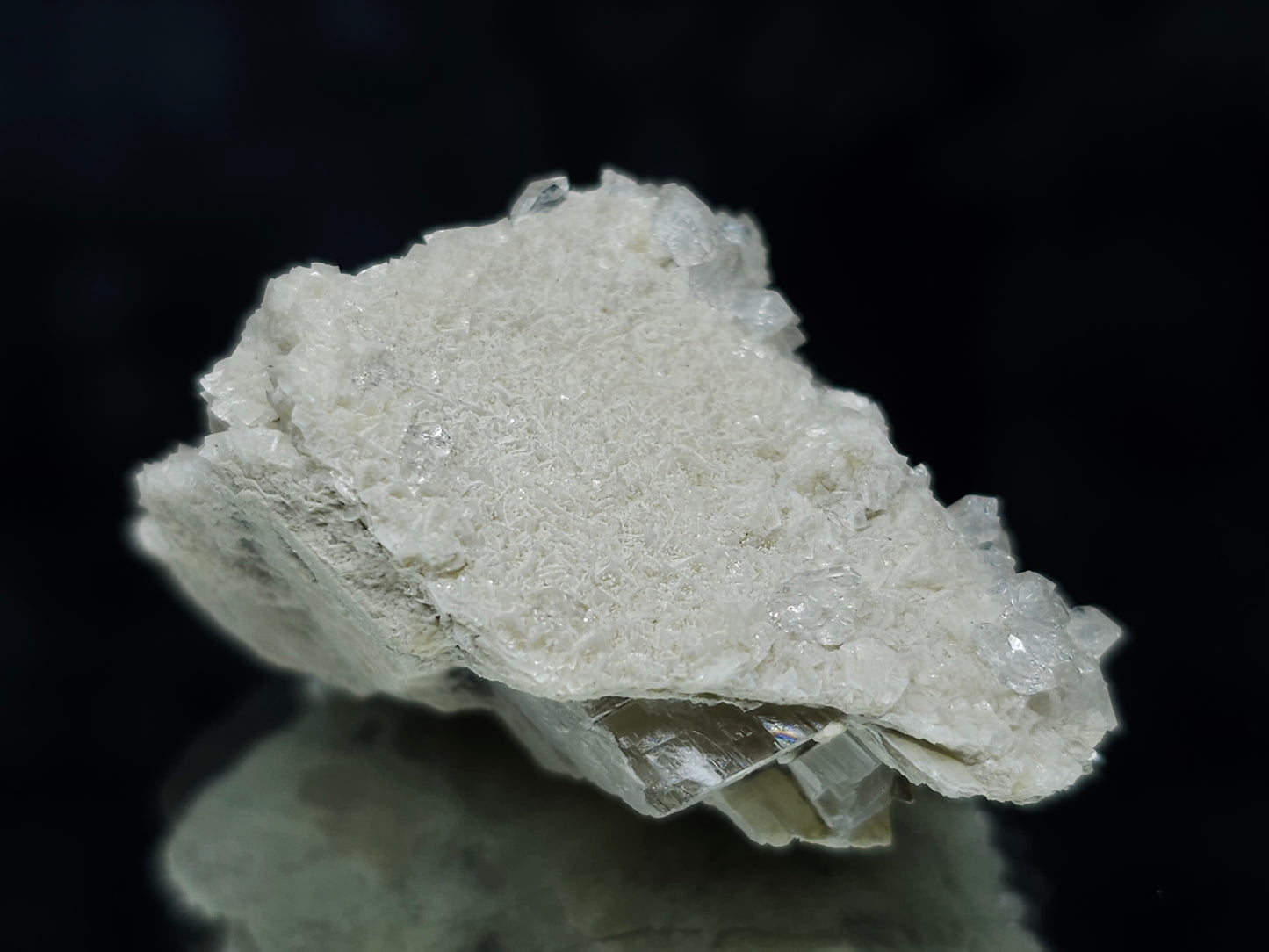 #88118 Spirit Gwindel Quartz on cream-white Calcite pseudomorph after Combinde form Calcite