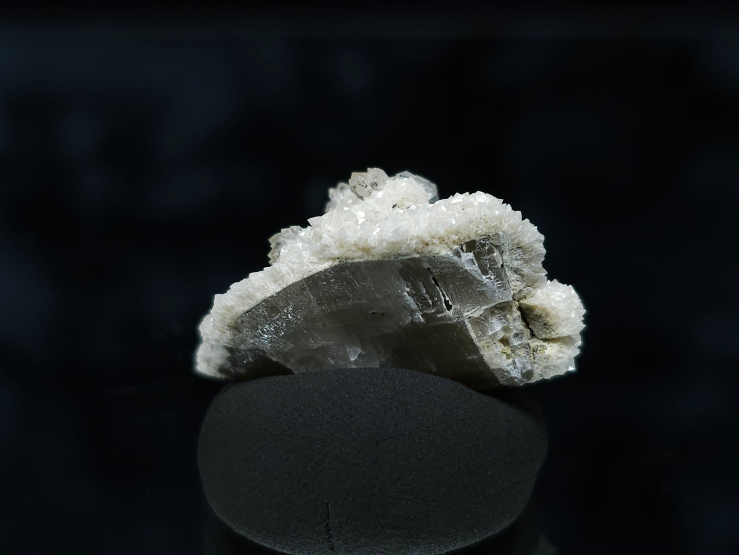 #88121 Spirit Gwindel Quartz cream-white Calcite pseudomorph after Combined form Calcite, also on uncommon Calcite formation