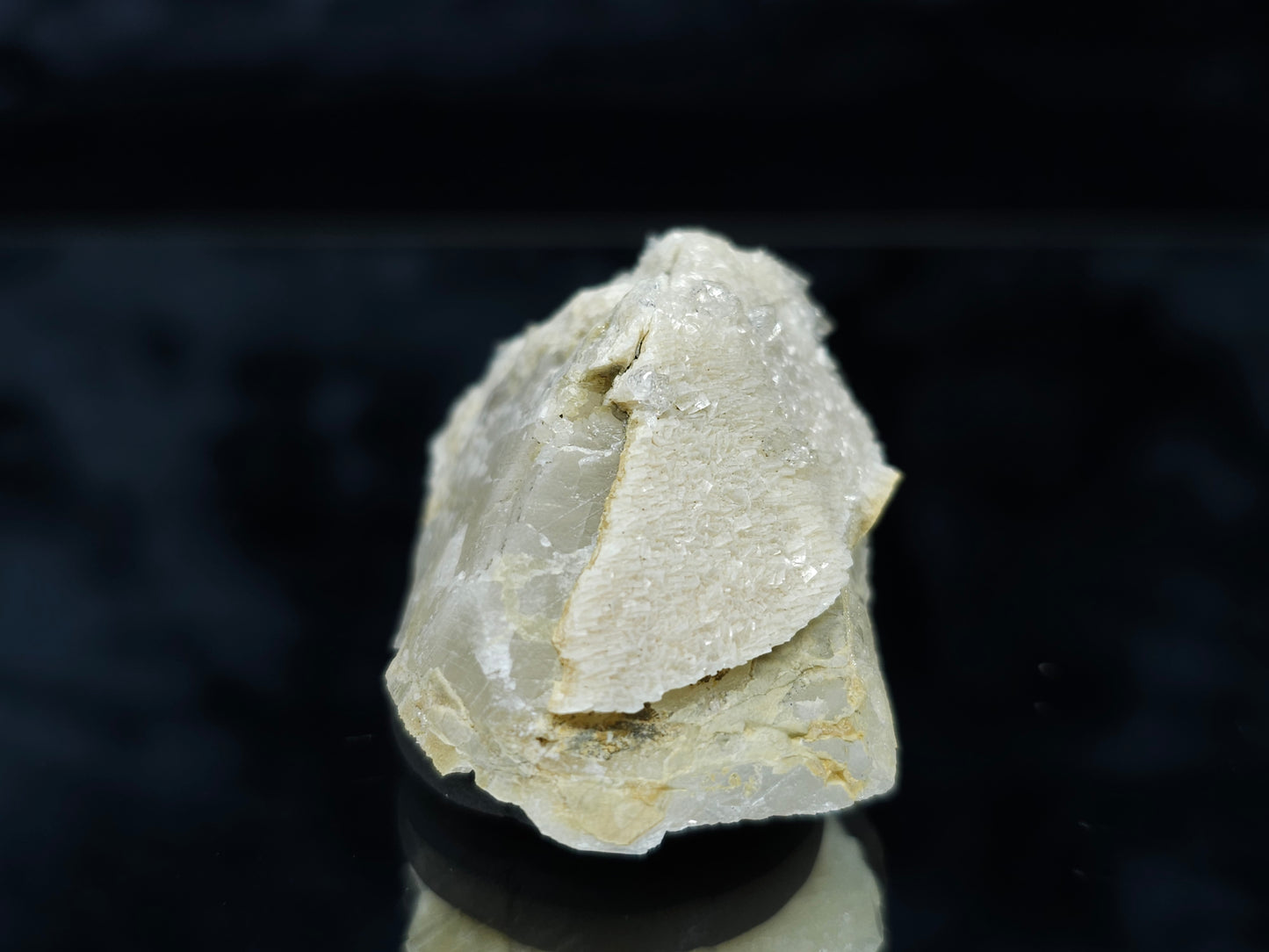 #88123 Spirit Gwindel Quartz formation on cream-white Calcite pseudomorph after Combined form Calcite