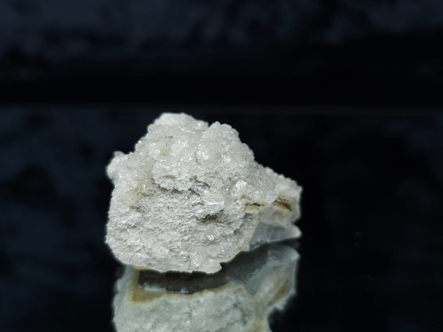 #88124 Spirit Gwindel Quartz formation on cream-white Calcite pseudomorph after Combined form Calcite