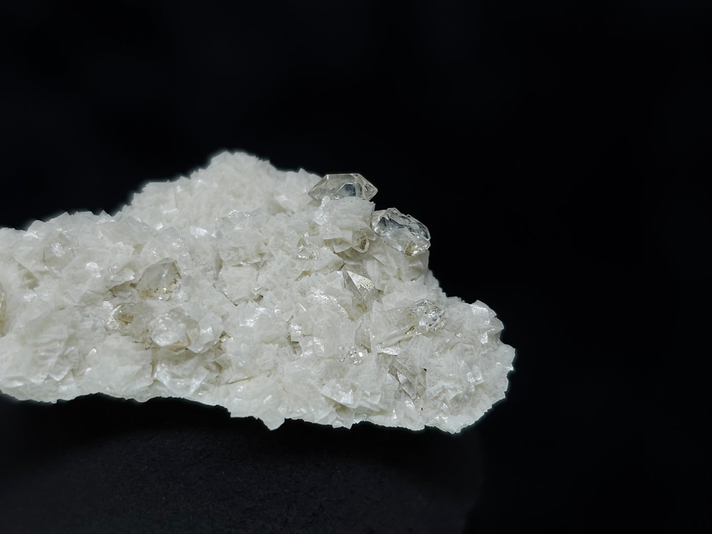 #88147 Spirit Gwindel Quartz on cream-white Calcite pseudomorph after Calcite