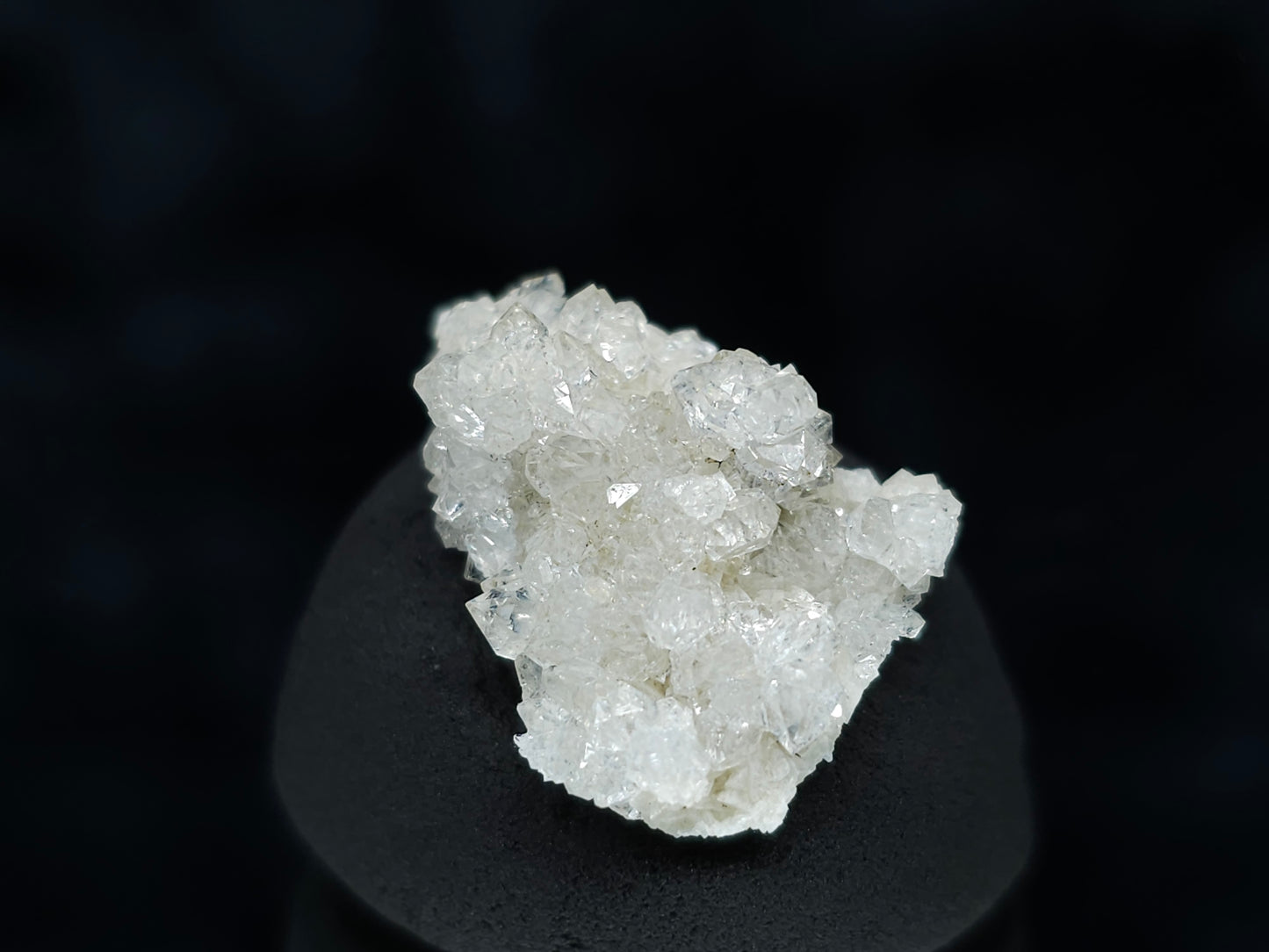 #88148 Spirit Gwindel Quartz on cream-white Calcite pseudomorph after Calcite