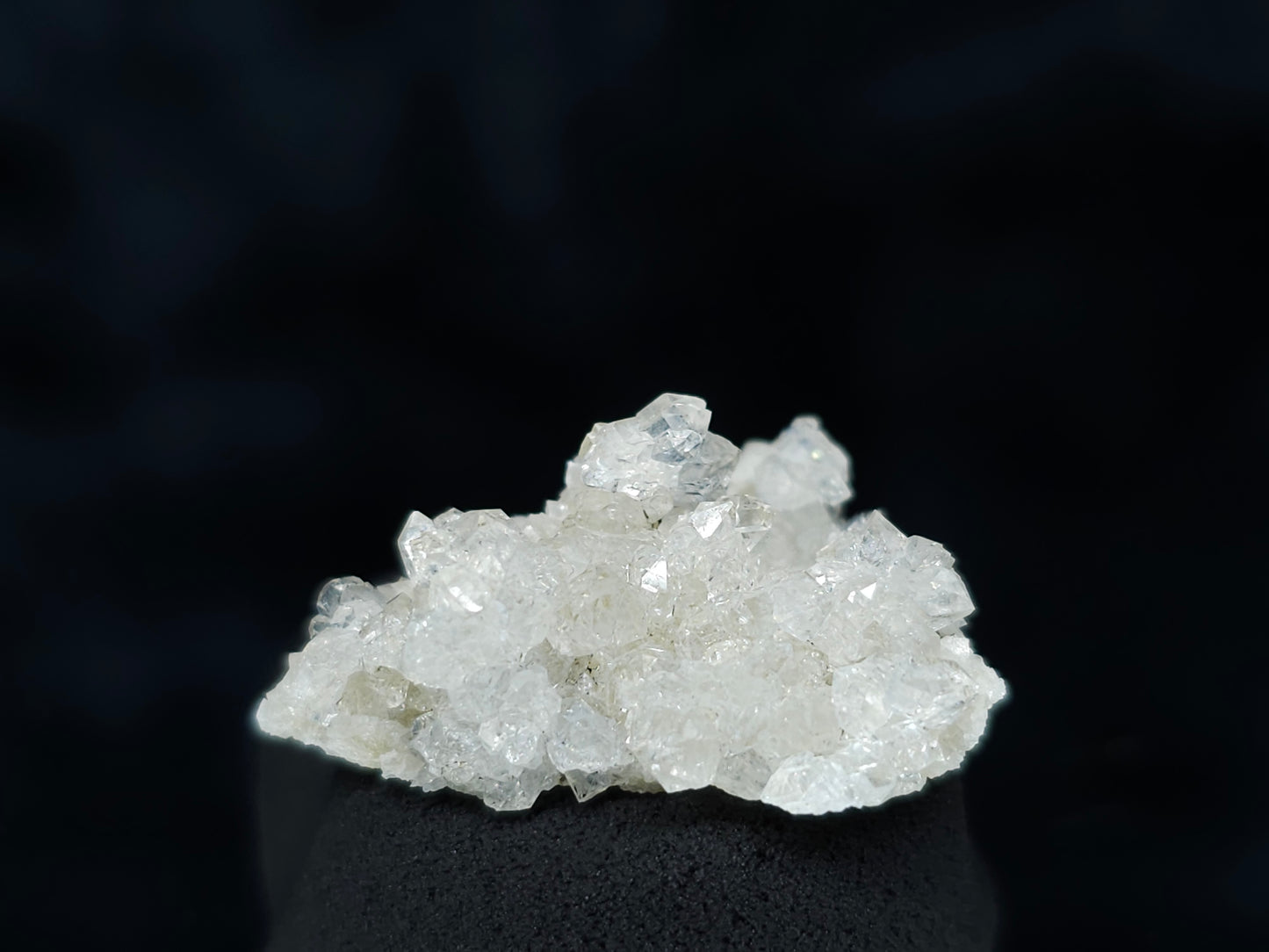 #88148 Spirit Gwindel Quartz on cream-white Calcite pseudomorph after Calcite