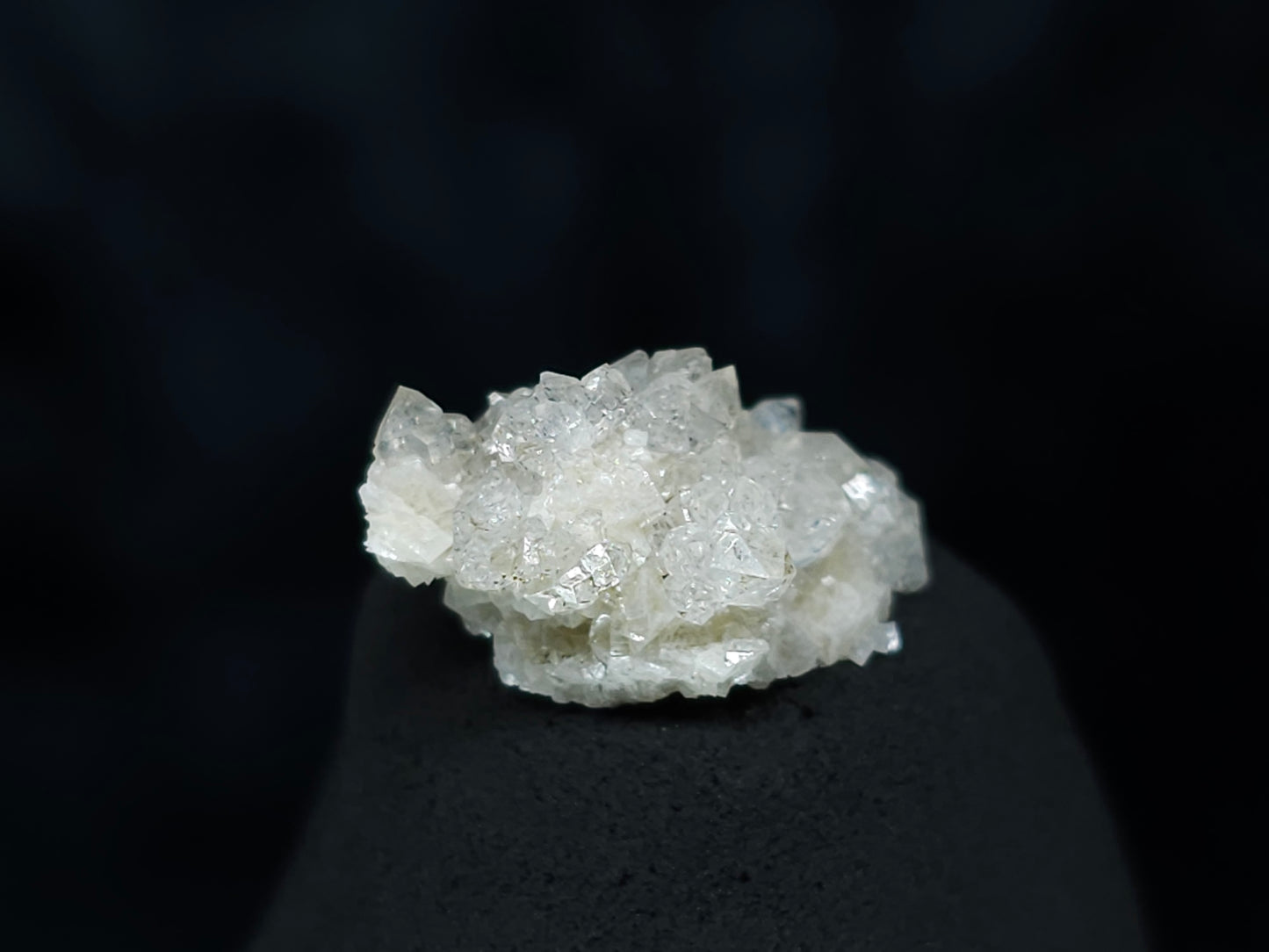 #88149 Spirit Gwindel Quartz on cream-white Calcite pseudomorph after Calcite