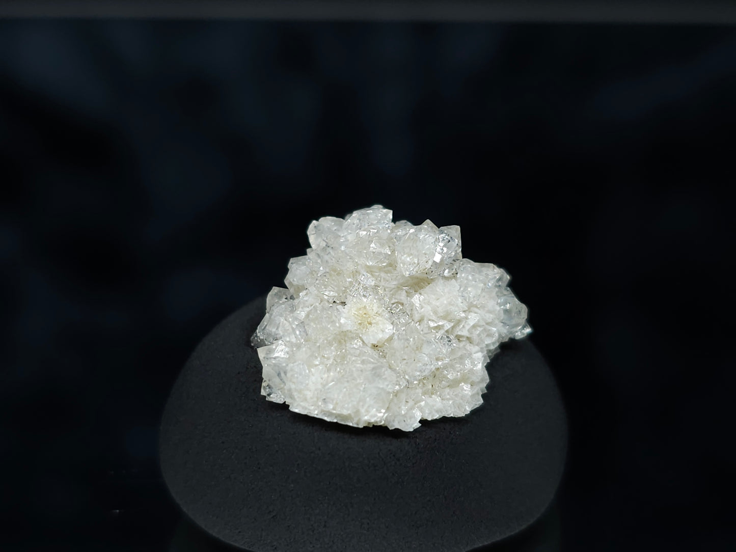 #88150 Spirit Gwindel Quartz on cream-white Calcite pseudomorph after Calcite