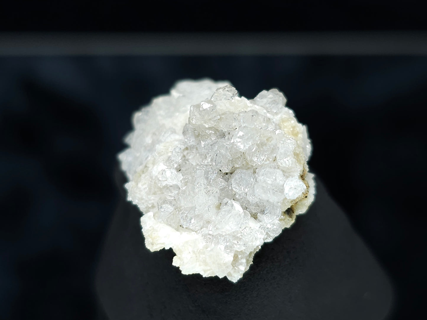 #88153 Spirit Gwindel Quartz on cream-white Calcite pseudomorph after Calcite