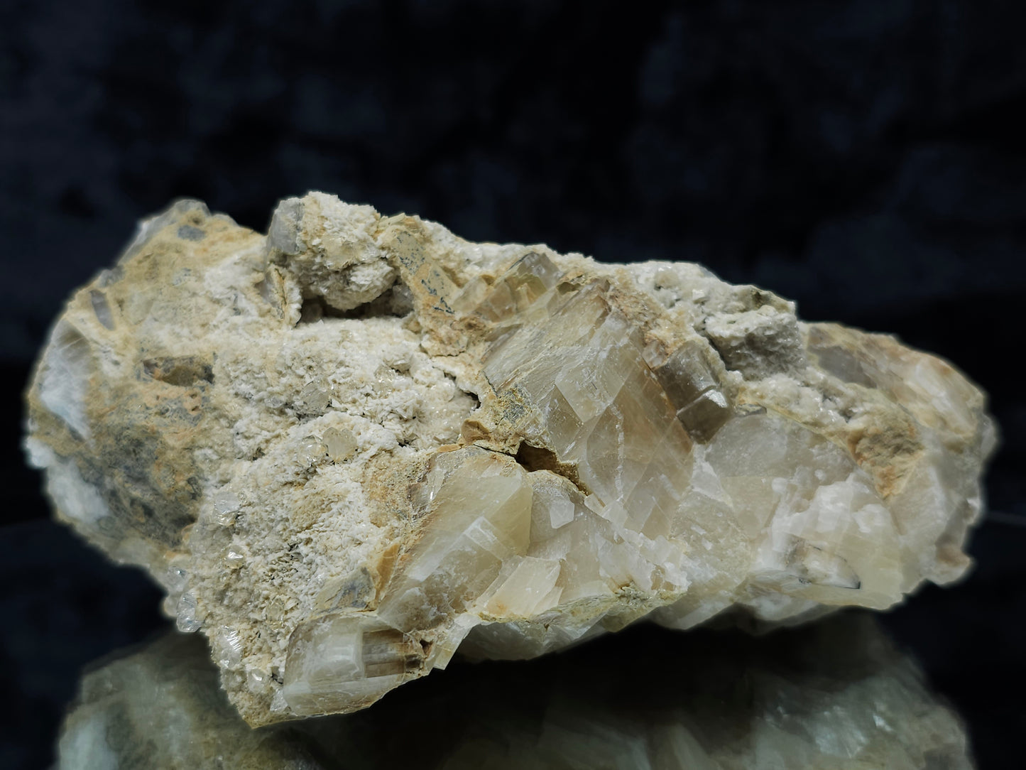 #88155 Small Herkimer Quartz on cream-white Calcite pseudomorph after Calcite on matrix