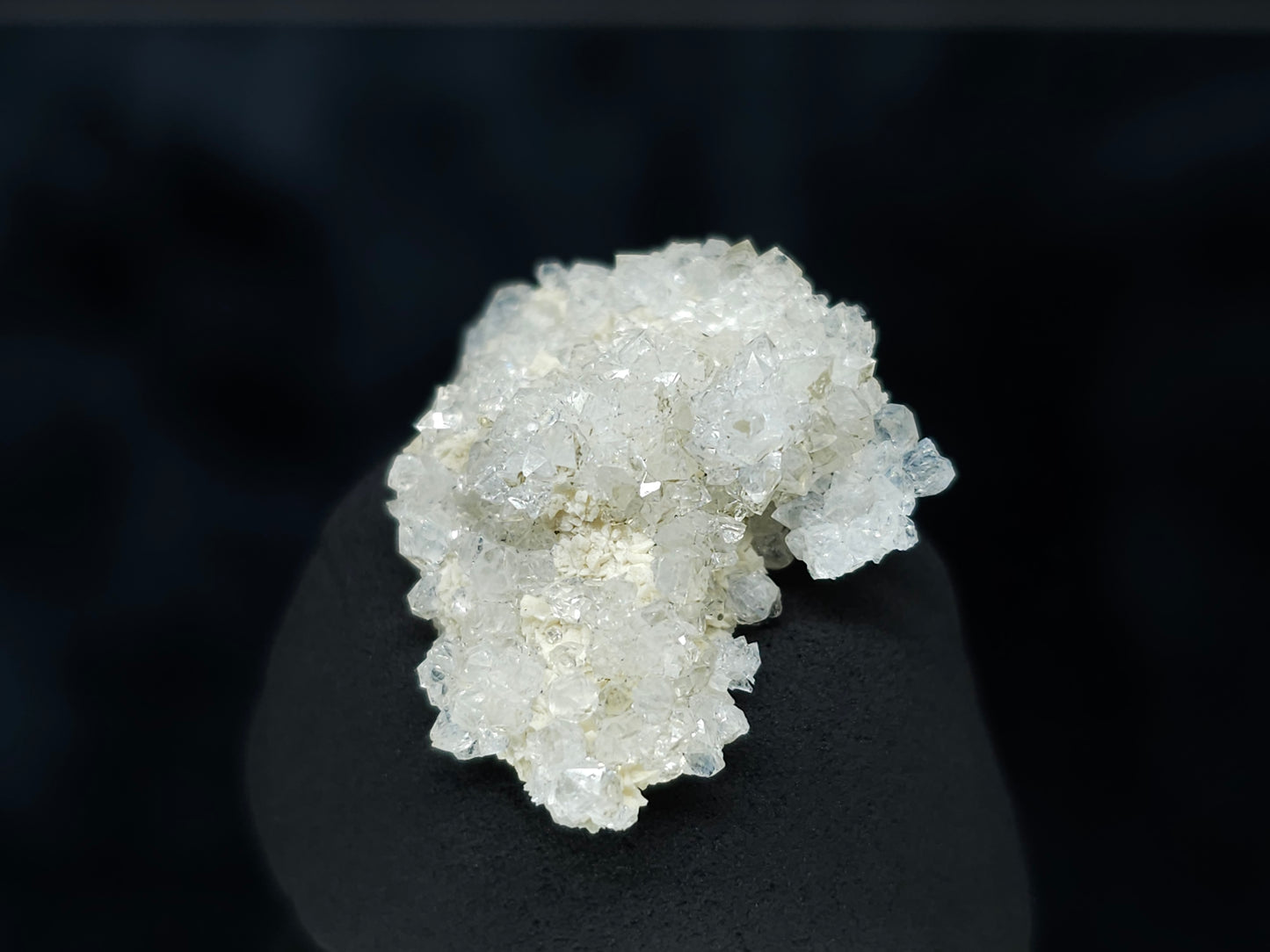 #88157 Spirit Gwindel Quartz on cream-white Calcite pseudomorph after Calcite