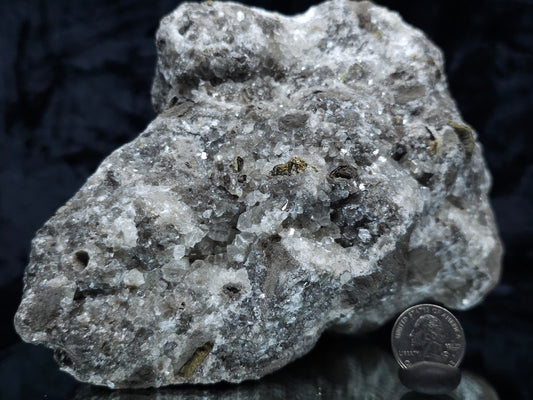 #33129 Super clear Nailhead Spar Calcite geode with Chalcopyrite ore and multiple small fossils in the matrix