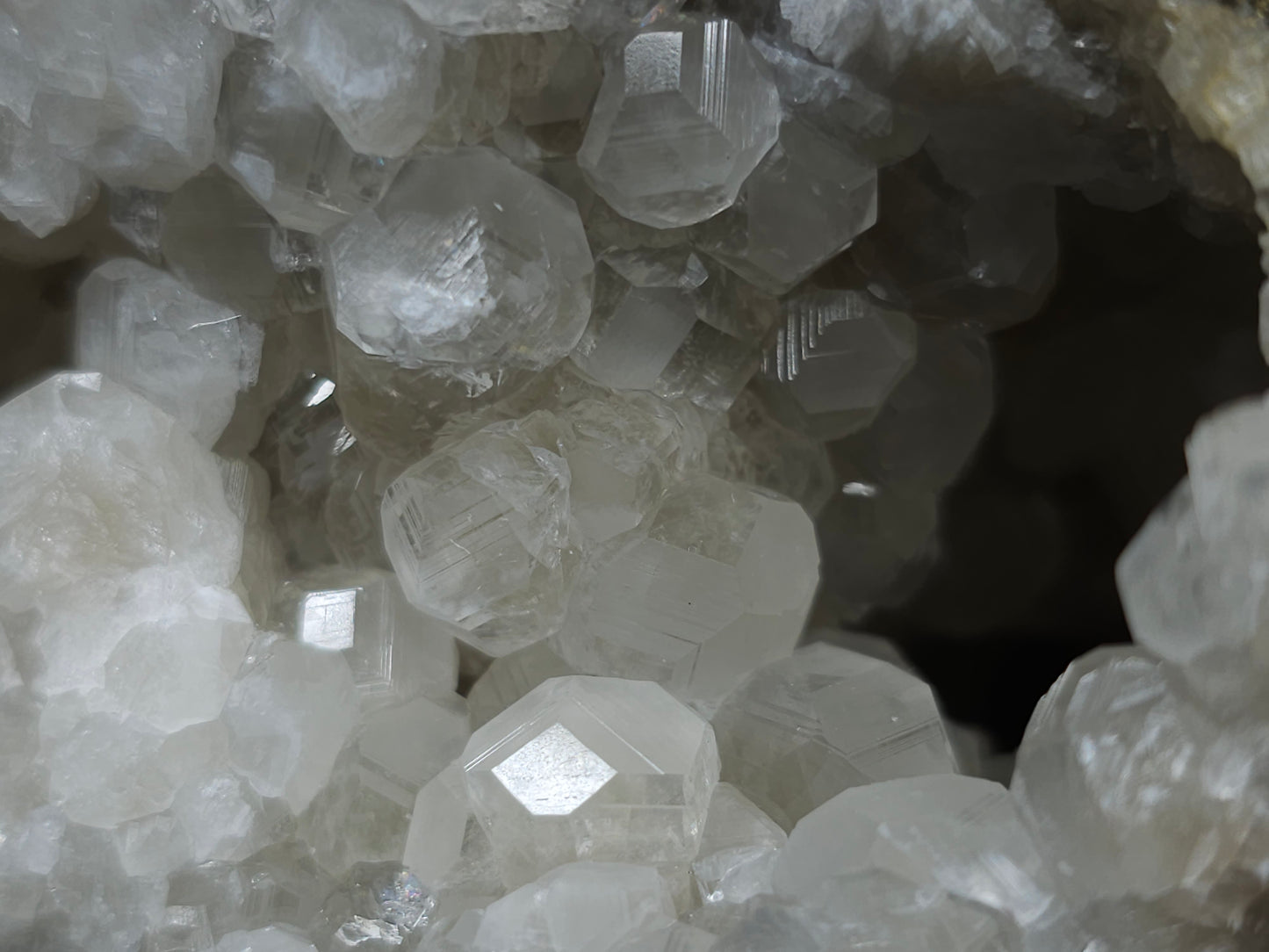 #33127 Super clear Nailhead Spar Calcite geode with Chalcopyrite ore and multiple small fossils in the matrix