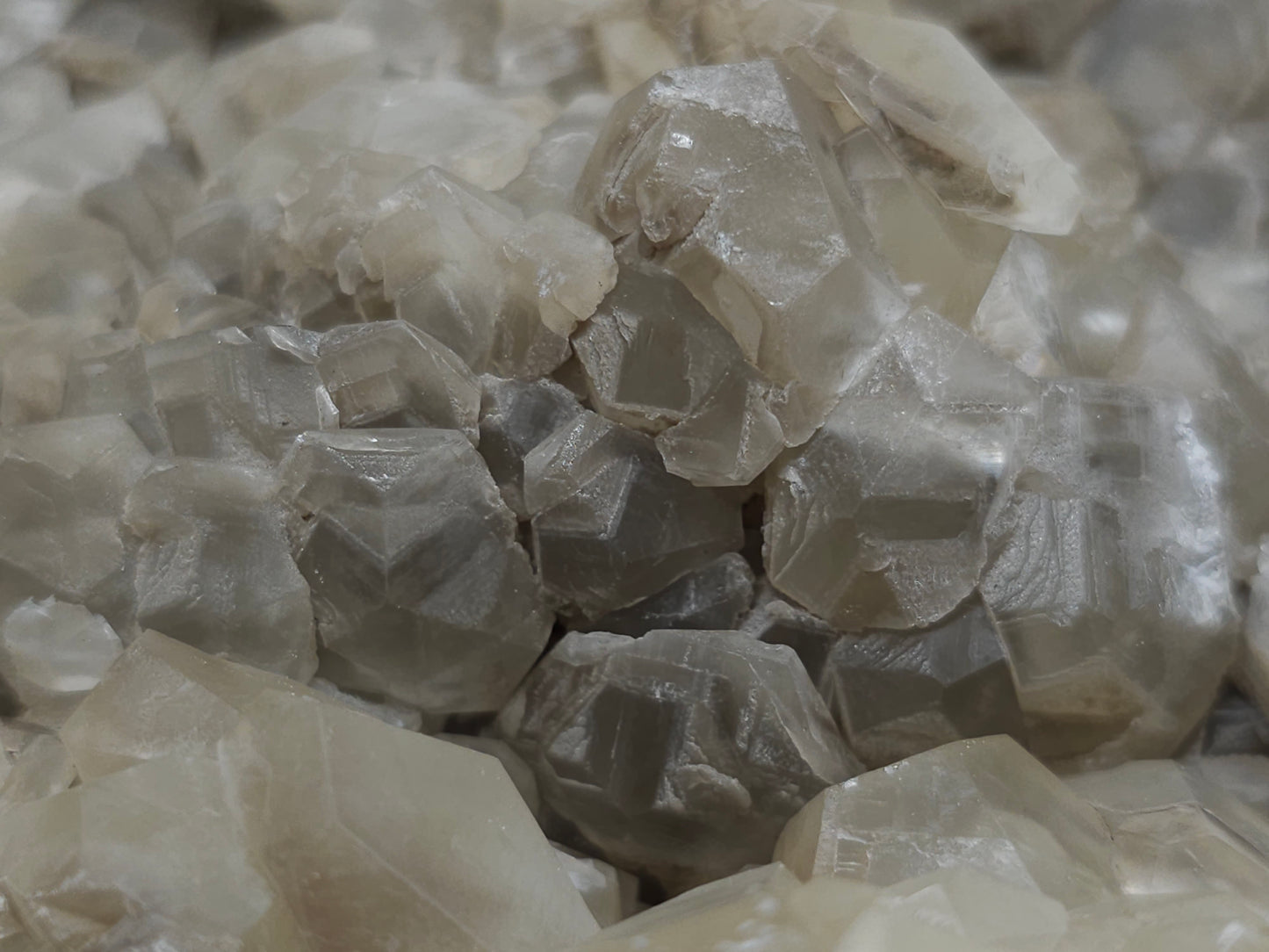 #33127 Super clear Nailhead Spar Calcite geode with Chalcopyrite ore and multiple small fossils in the matrix