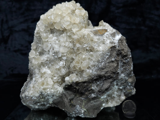 #33128 Super clear Nailhead Spar Calcite geode with Chalcopyrite ore and multiple small fossils in the matrix