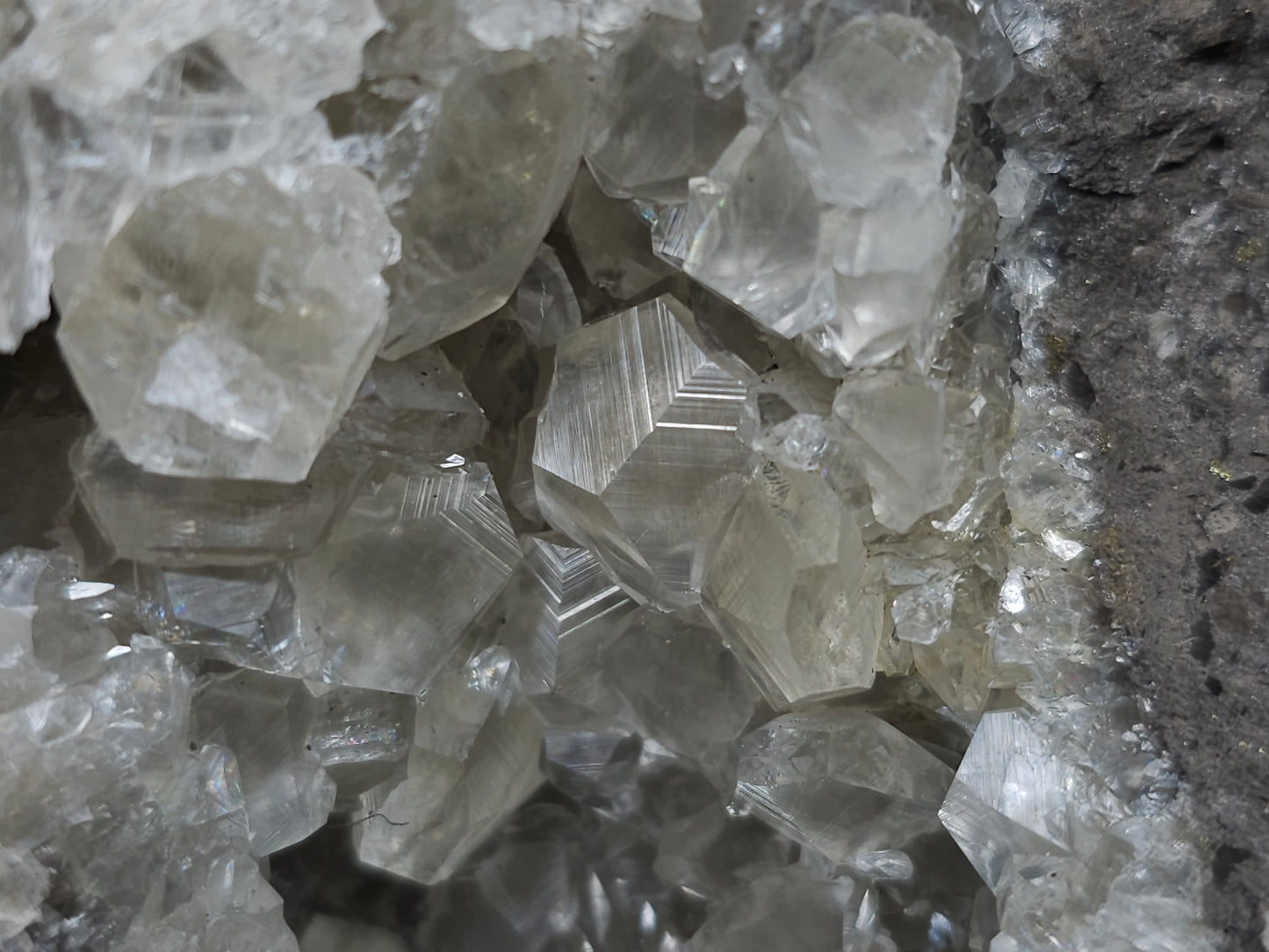 #33130 Super clear Nailhead Spar Calcite geode with Chalcopyrite ore and multiple small fossils in the matrix
