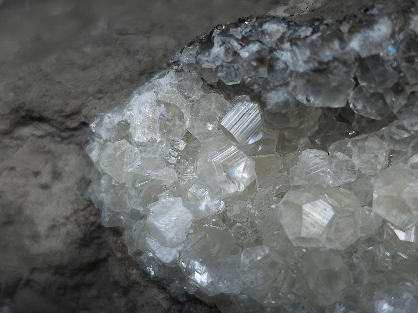 #33132 Super clear Nailhead Spar Calcite cluster with Chalcopyrite ore and multiple small fossils in the matrix