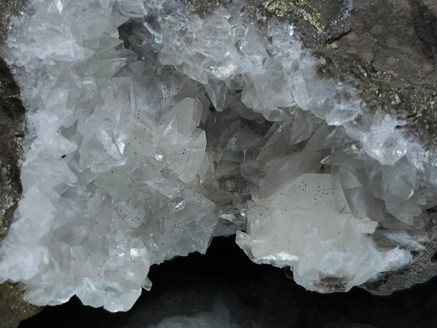 #33140 Super clear Nailhead Spar Calcite cluster with Chalcopyrite ore and multiple small fossils in the matrix