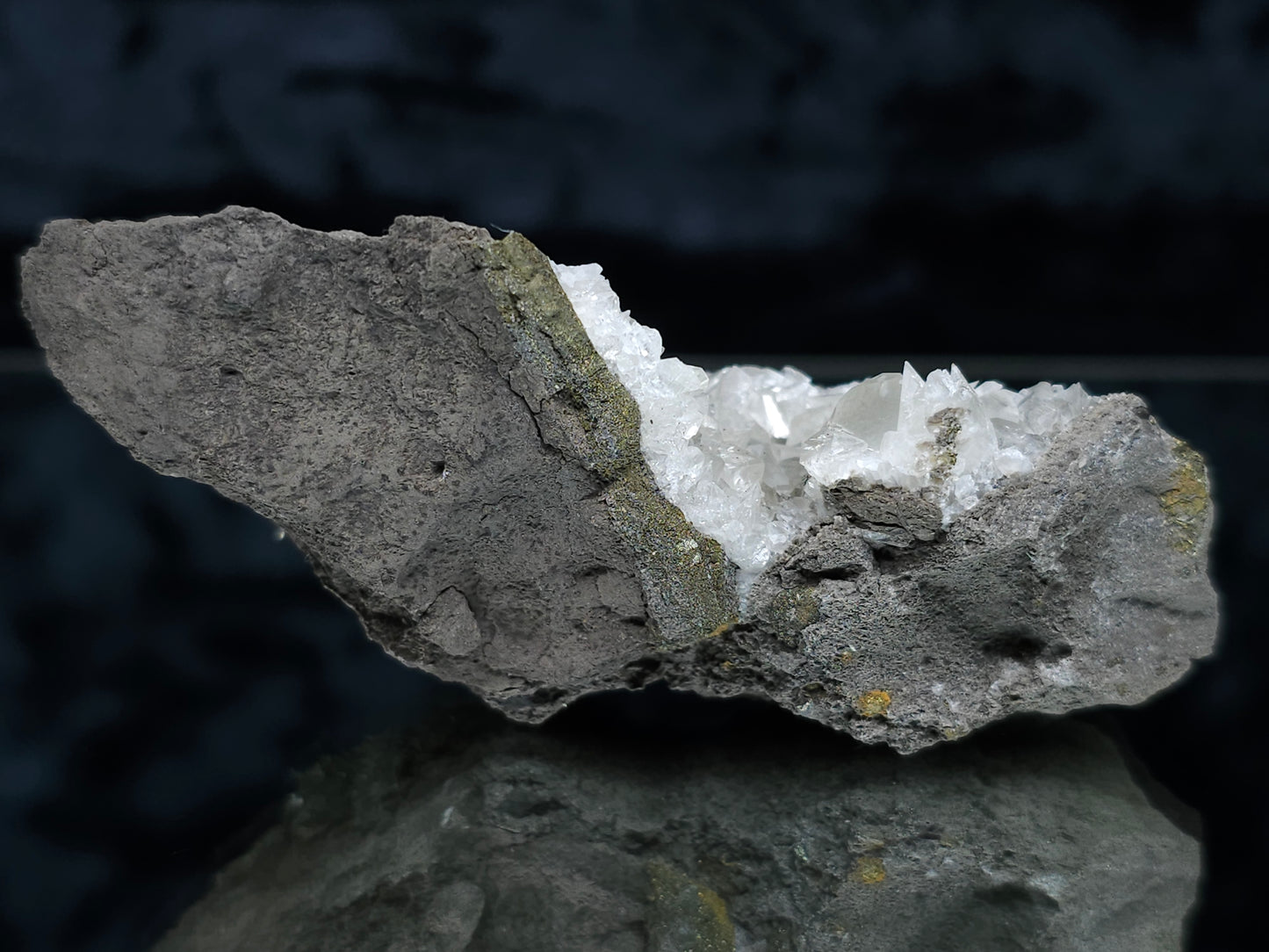 #33140 Super clear Nailhead Spar Calcite cluster with Chalcopyrite ore and multiple small fossils in the matrix