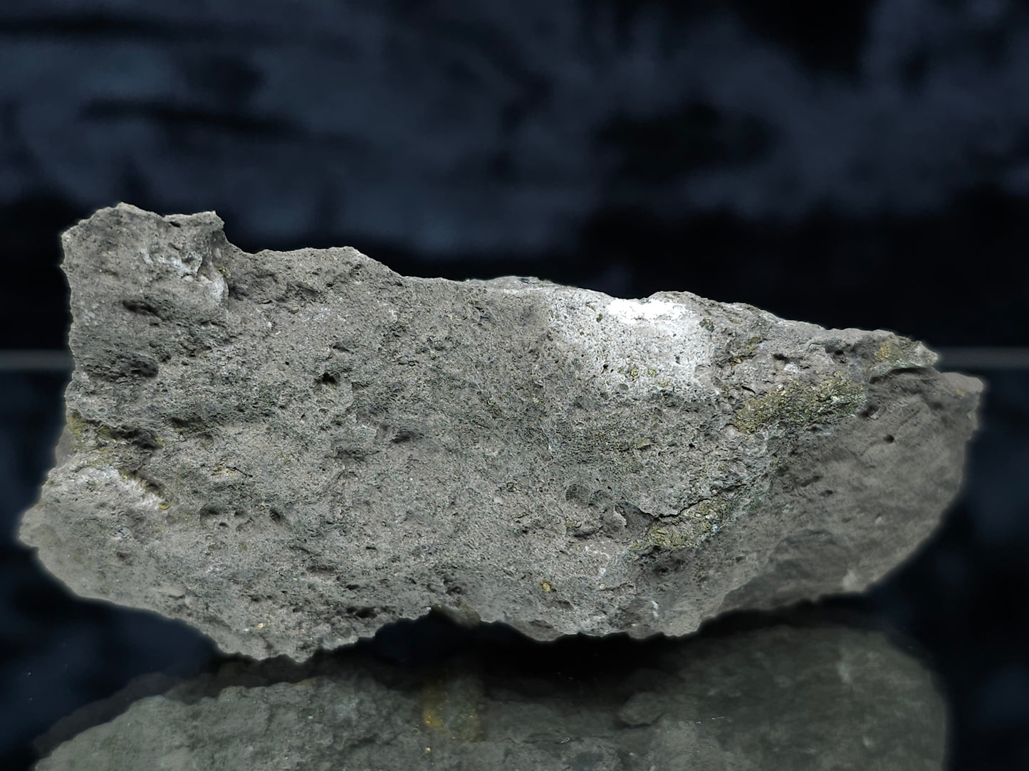 #33140 Super clear Nailhead Spar Calcite cluster with Chalcopyrite ore and multiple small fossils in the matrix