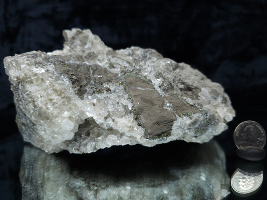 #33149 Super clear Nailhead Spar Calcite geode with Chalcopyrite ore and multiple small fossils in the matrix