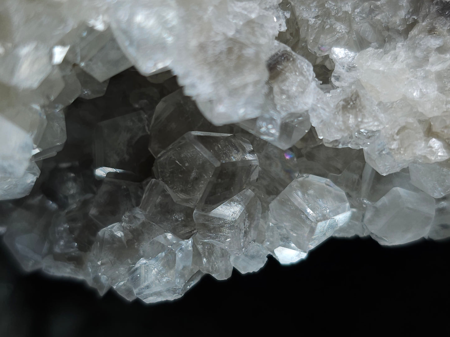 #33149 Super clear Nailhead Spar Calcite geode with Chalcopyrite ore and multiple small fossils in the matrix