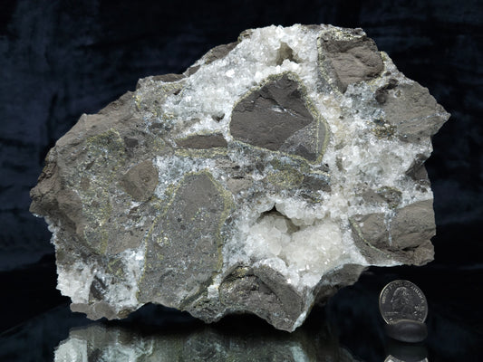 #33145 Super clear Nailhead Spar Calcite geode with Chalcopyrite ore and multiple small fossils in the matrix