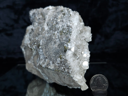 #33144 Super clear Nailhead Spar Calcite cluster with Chalcopyrite ore and multiple small fossils in the matrix