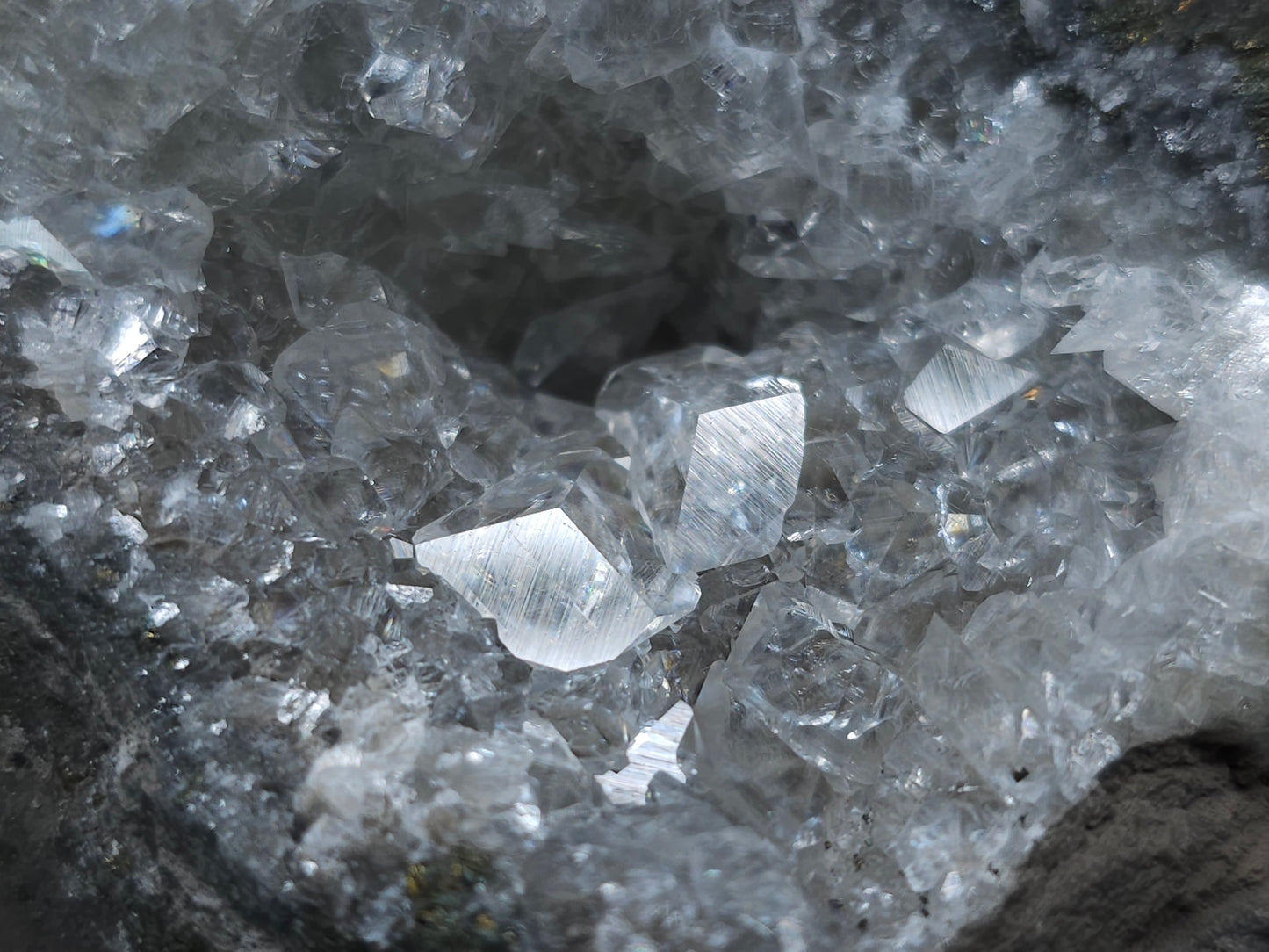 #33134 Super clear Nailhead Spar Calcite cluster with Chalcopyrite ore and multiple small fossils in the matrix