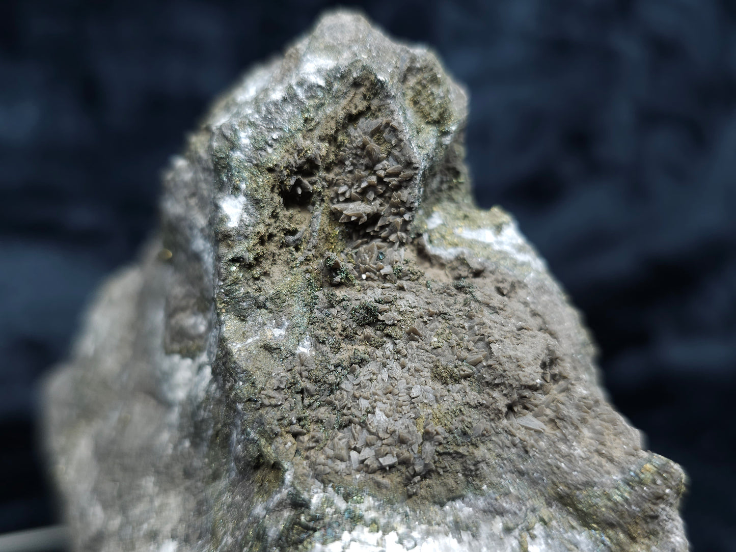 #33134 Super clear Nailhead Spar Calcite cluster with Chalcopyrite ore and multiple small fossils in the matrix