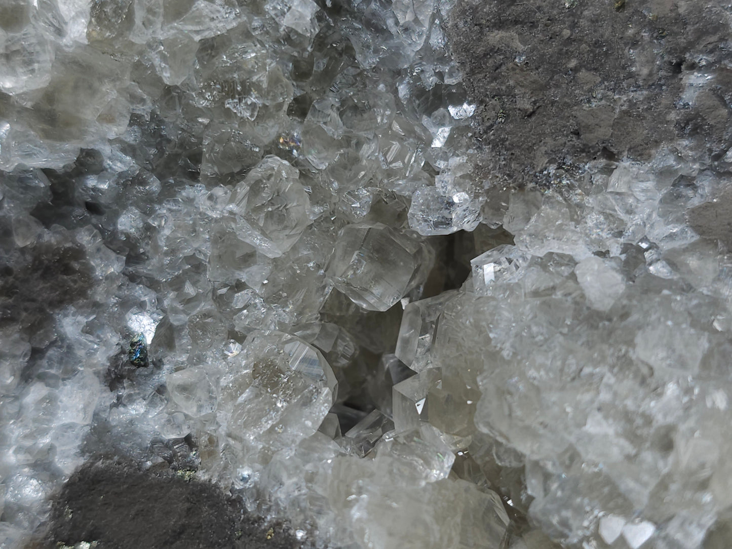 #33148 Super clear Nailhead Spar Calcite cluster with Chalcopyrite ore and multiple small fossils in the matrix