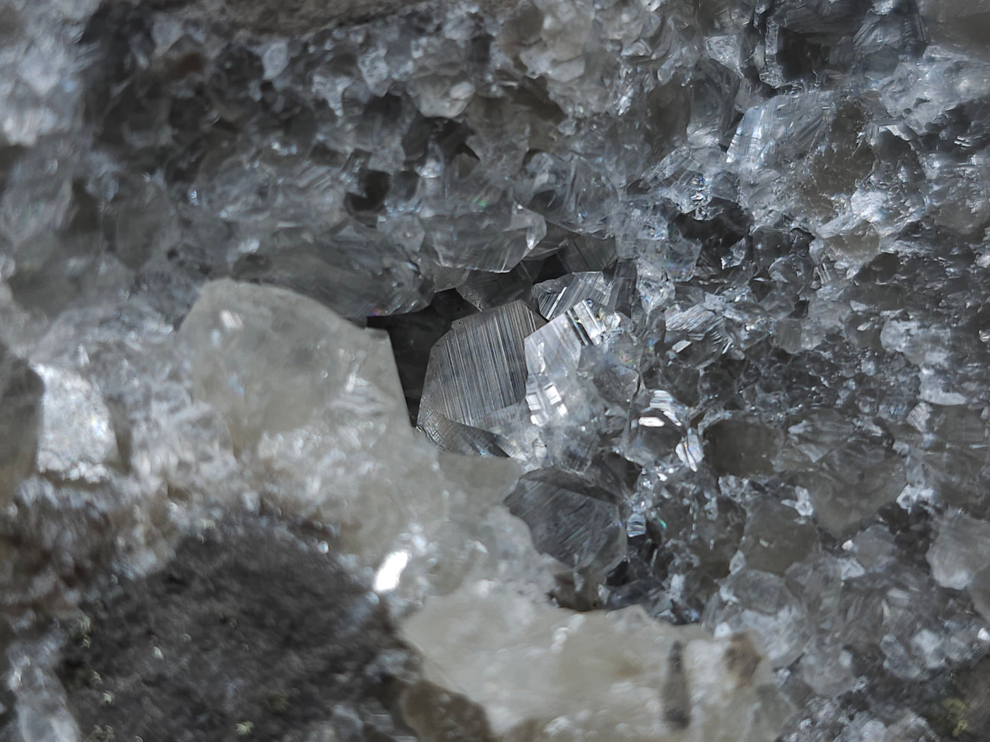 #33148 Super clear Nailhead Spar Calcite cluster with Chalcopyrite ore and multiple small fossils in the matrix