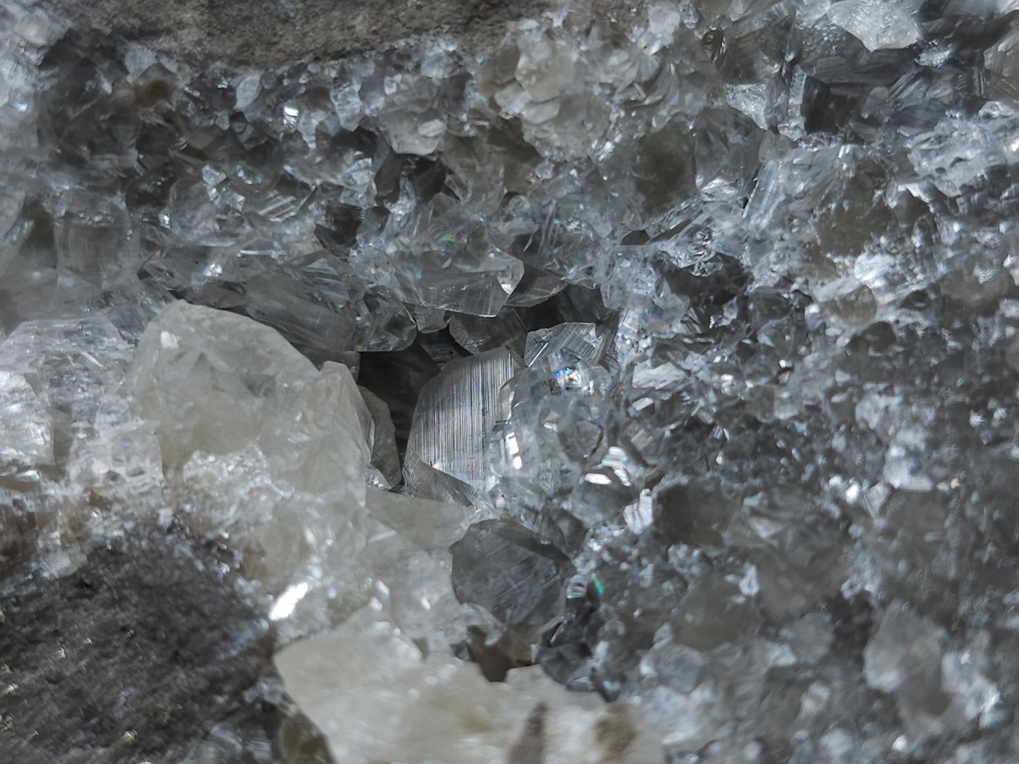 #33148 Super clear Nailhead Spar Calcite cluster with Chalcopyrite ore and multiple small fossils in the matrix