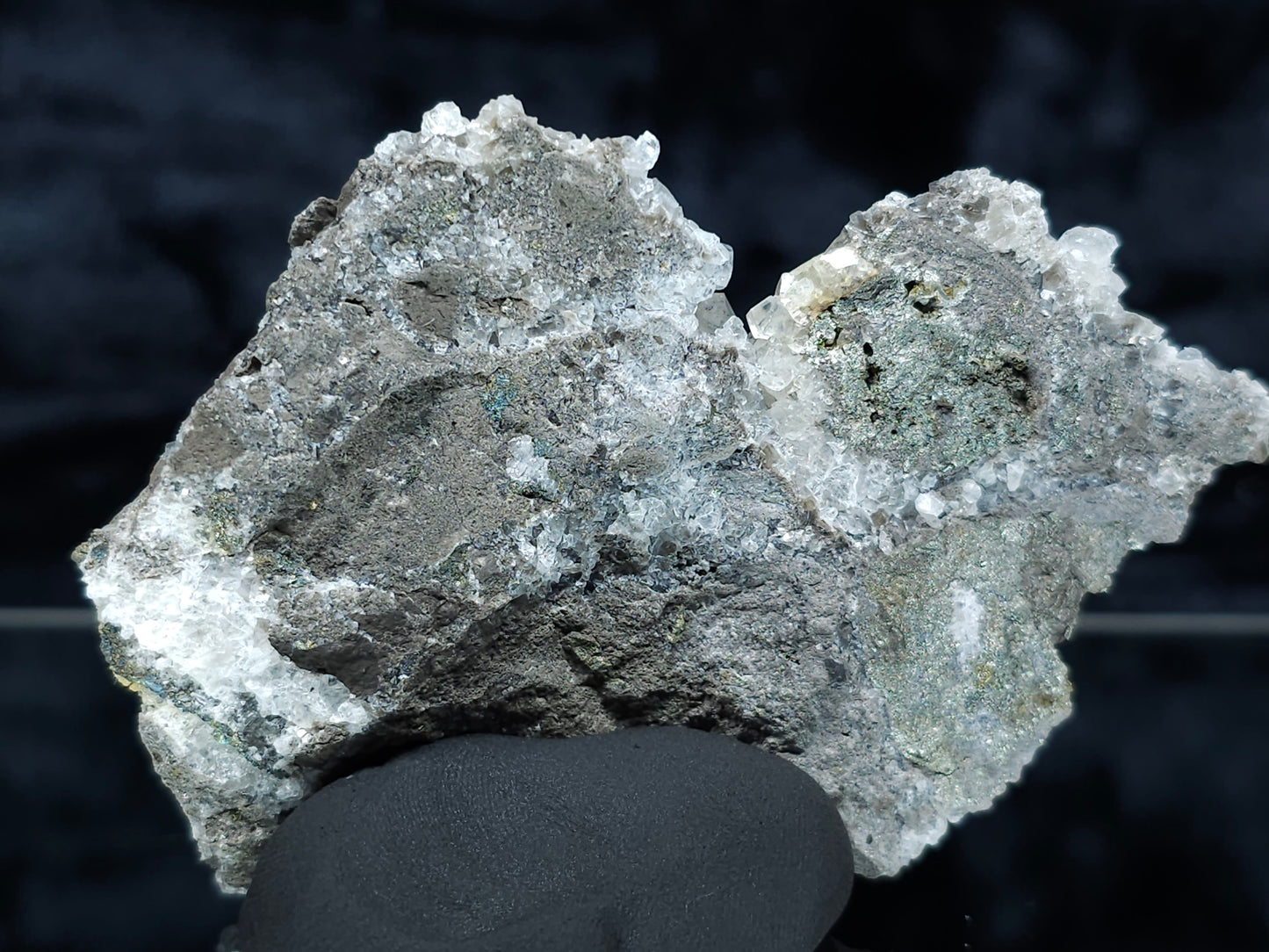 #33154 Super clear Nailhead Spar Calcite cluster with Chalcopyrite ore and multiple small fossils in the matrix