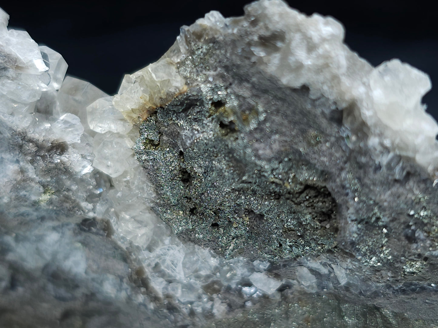 #33154 Super clear Nailhead Spar Calcite cluster with Chalcopyrite ore and multiple small fossils in the matrix