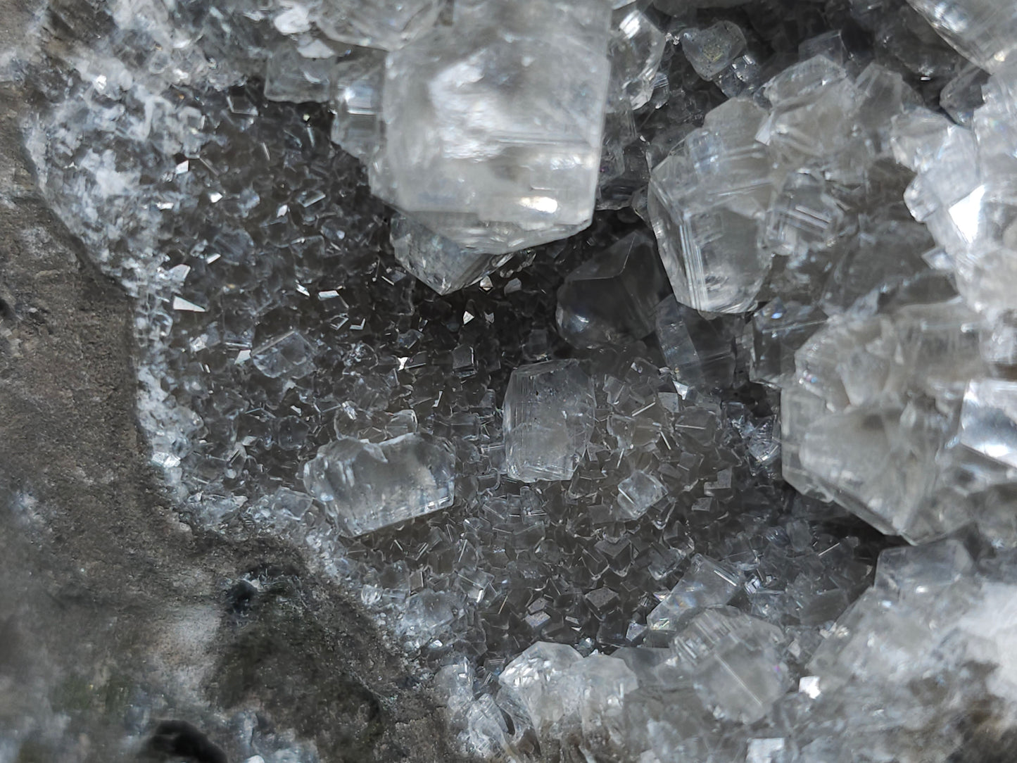 #33155 Super clear Nailhead Spar Calcite cluster with Chalcopyrite ore and multiple small fossils in the matrix