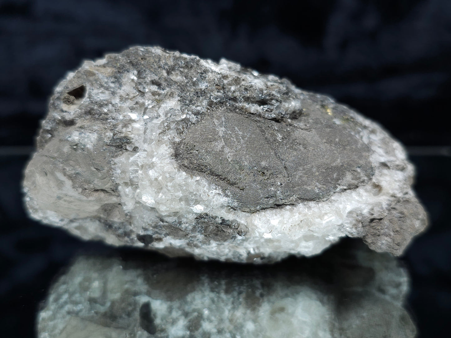 #33157 Super clear Nailhead Spar Calcite cluster with Chalcopyrite ore and multiple small fossils in the matrix
