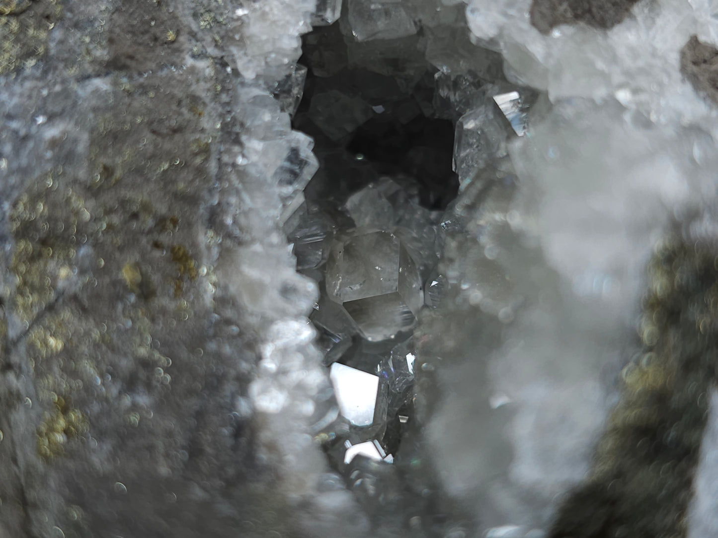 #33159 Super clear Nailhead Spar Calcite geode with Chalcopyrite ore and multiple small fossils in the matrix