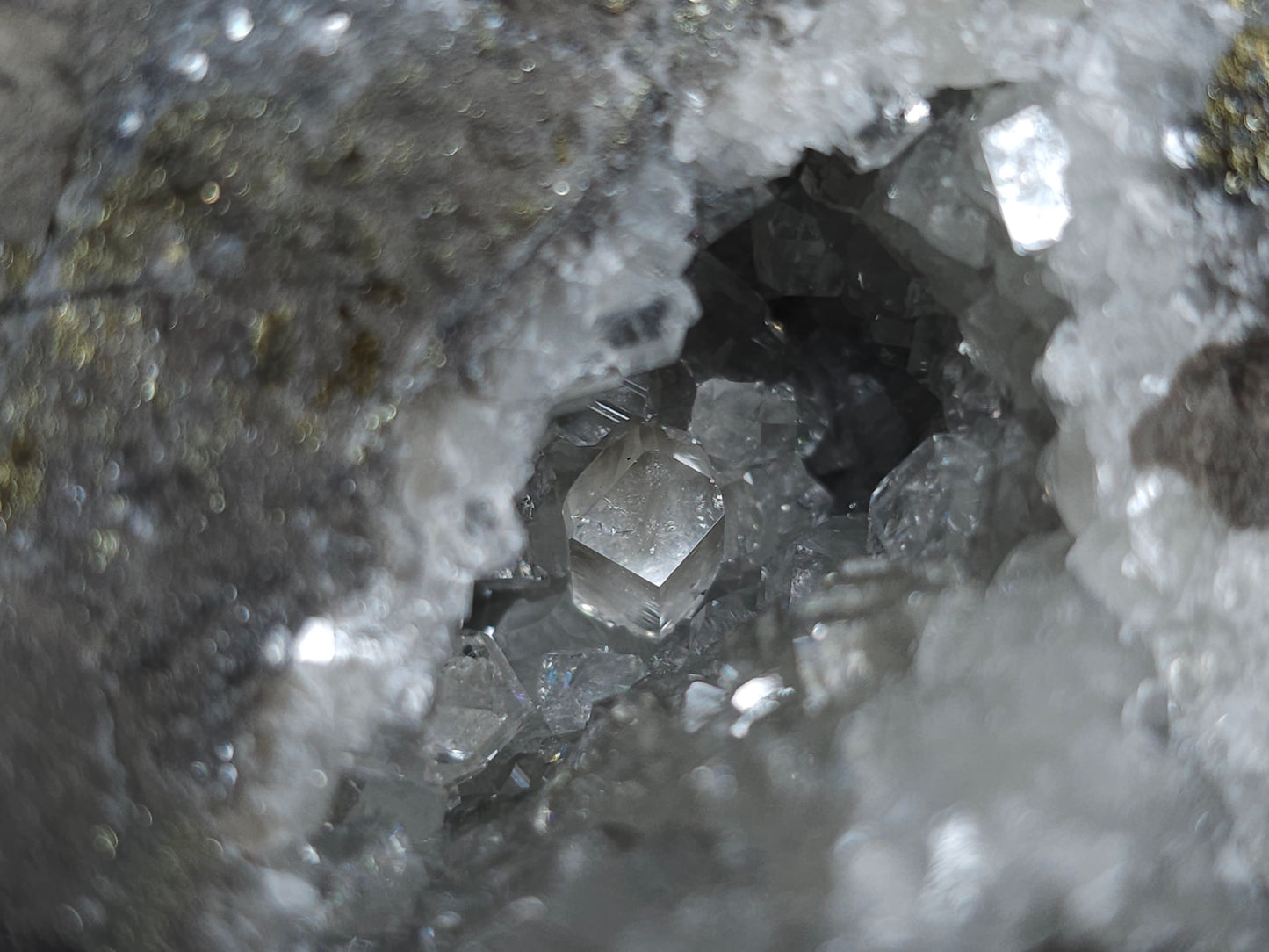 #33159 Super clear Nailhead Spar Calcite geode with Chalcopyrite ore and multiple small fossils in the matrix