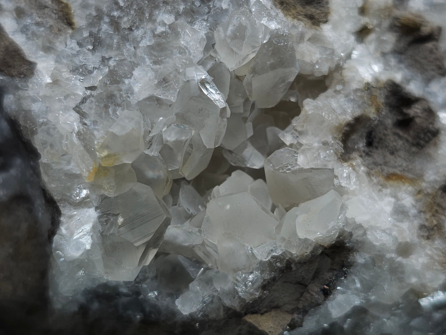 #33160 Super clear Nailhead Spar Calcite geode with Chalcopyrite ore and multiple small fossils in the matrix